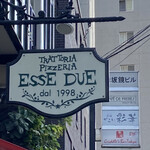 ESSE DUE - 