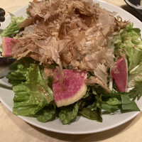 おだし 恵比寿店 - ＊ 紅芯大根と花カツオのサラダ　780円