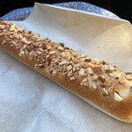 スペイン窯 パンのトラ - ピーナッツミルキーフランス