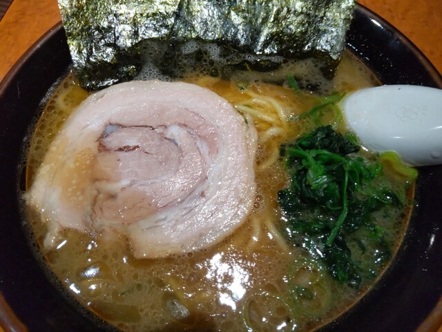 よこはま軒 三川店 - 鶴岡（ラーメン）の写真