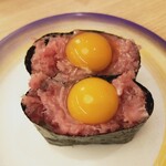 すし江戸 - うずら鉄火