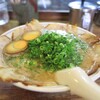 博多ラーメン ばりこて - 料理写真:全部入り=1160円