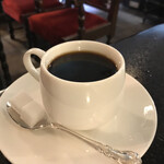 フランソア喫茶室 - ホットコーヒー。ミルク入り、ブラックか選べます。