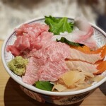 鮨・酒・肴 杉玉 - 日本の4種丼