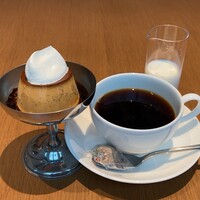 THE UPPER - プリンと珈琲