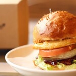 ザ キャンプファイヤー グリル＆カフェ バー ミナカミ - ハンバーガー　チーズバーガー