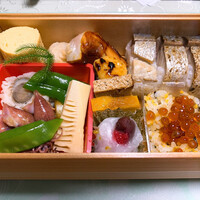 修伯 - 焼き鯖寿司弁当 修伯 - 焼き鯖寿司弁当