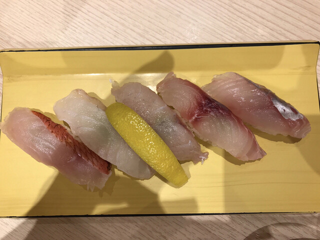 寿司 鷹 エルミロード店 新百合ケ丘 回転寿司 食べログ
