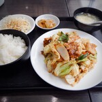 金龍 - 回鍋肉定食693円