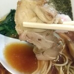 おおぜき中華そば店 - 鶏チャーシューリフト