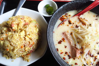 台湾料理 香林坊 - 豚辛ラーメン＆炒飯