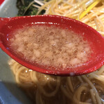 牛久とんこつラーメン 武◯ - スープ