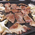 焼肉ホルモン 大笑 - 