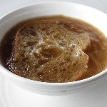 Toukyou Kaikan Ginza Sukai Raunji - ランチのスープはオニオングラタンスープ