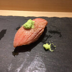 まんてん鮨 - 大トロ炙り。