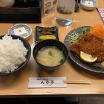 越後とんかつ人参亭 - 特大ロースカツ定食(ライス大盛)¥1,700(大盛¥200増し)