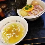 塩そば専門店 桑ばら - 地鶏たたきの昆布水塩つけそば