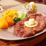 ステーキハウス チャコオキナワ - ランチステーキ（150g）