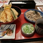 和食麺処 サガミ - 天丼と蕎麦のセット