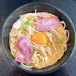 洋麺屋 五右衛門 - カマンベールチーズとカリカリベーコンのカルボナーラ（ハーフ）