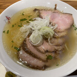 塩ラーメン あす流 - 