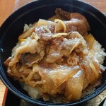 Hida Shou Kawa Onsen Ouka No Yu - ●飛騨牛丼　1,400円　アップ
                        そういえば紅生姜が無い。なんで味わいに締まりが無いのかな？