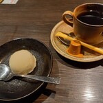 meisanhidagyuumaruakiseinikuten - ゆずシャーベット　コーヒー　ランチは各100円