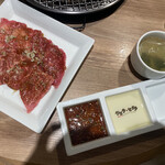 Yakiniku Baru Kesera Senara - 