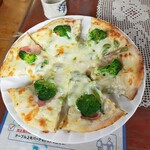 うっちゃんの倉庫 - 季節のピザ