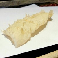 みかわ 是山居 - 油の中で美しい泡が立ち昇って、空気が抜けていくのが目に浮かぶようです。