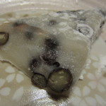 群林堂 - 豆餅断面