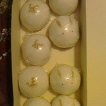 腰掛庵 - 二個欠～泥棒猫登場（平成24年10月購入）