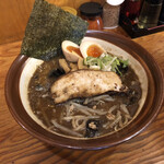 究極のにぼし味噌らーめん 人間ばんざい - 料理写真: