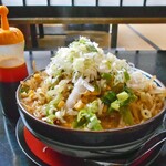 らーめん家 コトブキ - ゴマ野菜らーめん（大盛）＋ゴマ濃い目＋ネギ増し ＆ 味濃い目のボトル