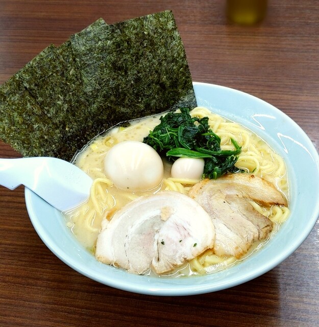 横浜家系ラーメン 魂心家 富山店 コンシンヤ 不二越 ラーメン 食べログ 横浜家系ラーメン 魂心家 富山店 コンシンヤ 不二越 ラーメン 食べログ