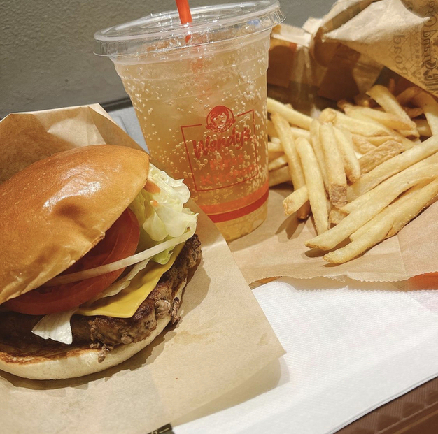 ウェンディーズ ファーストキッチン 京王フレンテ新宿3丁目店 Wendy S ｆirst Kitchen 新宿三丁目 ハンバーガー 食べログ