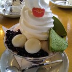 ミッシュハウス - 5月の「さくらパフェ」900円