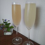 ジリーノ - 「土佐の小夏スパークリング」と「ゆずジンジャースパークリング」各600円