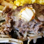 レストラン せんごく - ステーキの食感とハンバーグの旨味