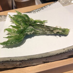 にい留 - 長野 漉油
      →山菜の女王様にこちらで巡り会えるとは♡もう終わりか？と。個人的には山菜の天風良ならば漉油が1番！と思ってましたが、最後の最後に漉油を新留大将による天風良で！一言！旨い！！でお許しを。