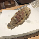 にい留 - 北海道 蝦蛄 雄 
      →豊洲から仲買人によって選び抜かれた素晴らしい蝦蛄の雄が…これは知らない美味しい物体…しゃこ本来の香りはこんな香りなのか？そして抜群の水分量でジューシーな旨味が♡悶絶！