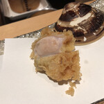 にい留 - 桑名 大和蛤 
      →一度はこちらで食べてみたかった蛤！ようやく巡り会えました♫カットされた蛤は…モリモリに盛り上がっています(^O^)／