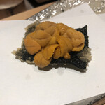 にい留 - 唐津赤雲丹 有明海海苔天ぷら乗せ
      →赤雲丹が軽やか(^^)でも最後に海苔が勝つ！海苔を楽しむための赤雲丹！