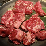 Yakiniku Tabehoudai Kangeki Dondon - 