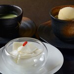 自制甜点 (西尾抹茶的意式奶冻·咖啡果冻~加香草冰淇淋~·入口即化的浓厚杏仁豆腐
