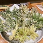 酒と肴 おおた - 山菜天ぷら