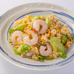 Lettuce fried rice with shrimp