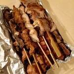 炭火 とり久 - 串盛り10本 1360円