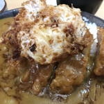 阿づ満庵 - フライドエッグのトッピング