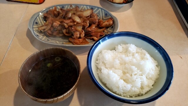 ホルモン横丁 - 前郷（焼肉）の写真